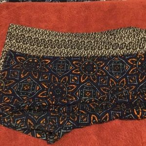 2 Pair Lularoe Leggings Size TC